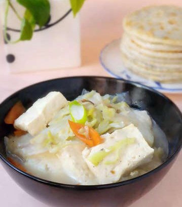 白菜炖豆腐.jpg