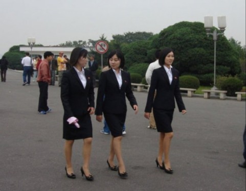 朝鲜女人不露才叫美 3.jpg