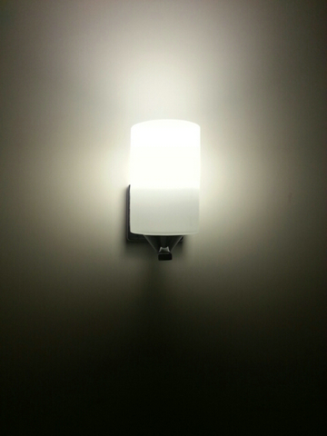 卧室LED节能灯
